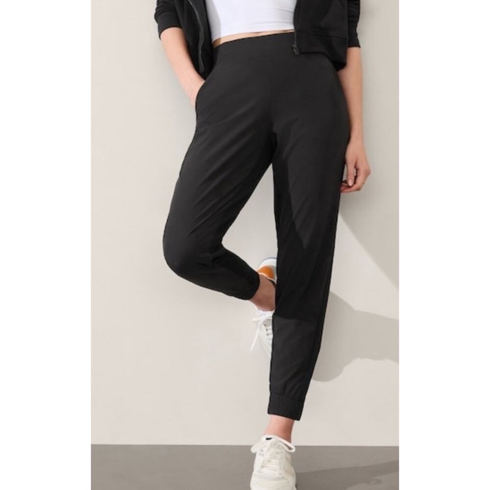 Athleta textured joggers